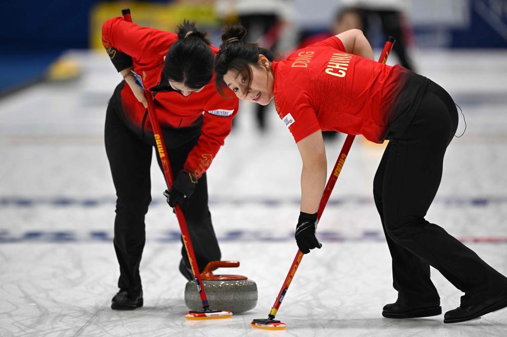 英媒：拜仁、尤文和巴黎有意免签科纳特，球员对各种选择持开放态度