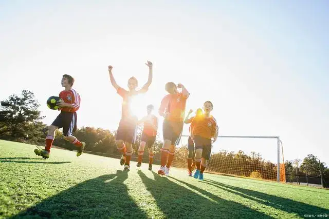 意媒：桑德兰想先租后买从米兰签圣地亚哥，已联系球员经纪人